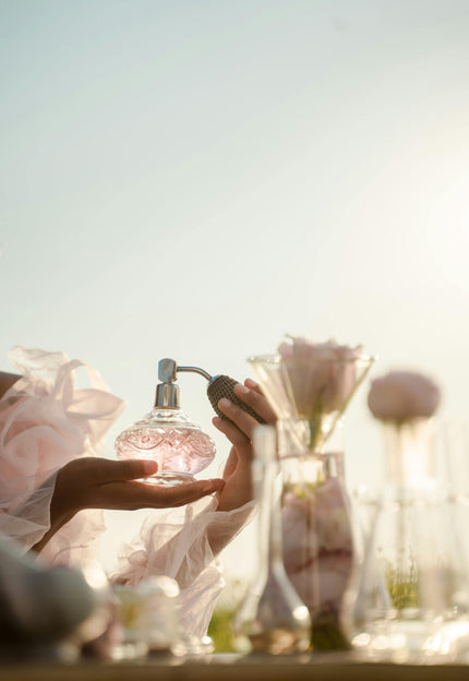 <strong>JACKI</strong> | HOW TO COLLECT THE QUALITY PERFUME NOTES?